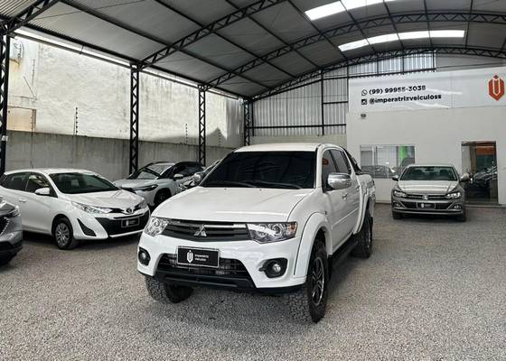 MITSUBISHI L200 TRITON 3.2 HPE 4X4 CD 16V TURBO INTERCOOLER DIESEL 4P AUTOMÁTICO
